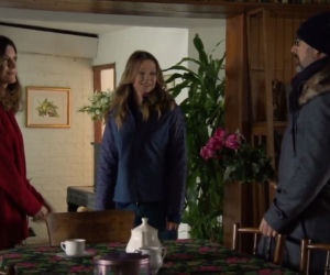 M jak miłość, odcinek 1364, Anna (Tamara Arciuch), Teresa (Joanna Sydor), Adam Werner (Jacek Kopczyński)