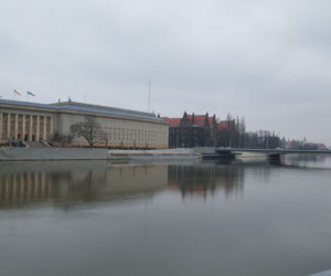 Bulwar Kaczyńskich/most Pokoju