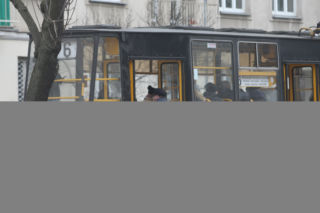 Miał auto za 50 tys. teraz jeździ tramwajem