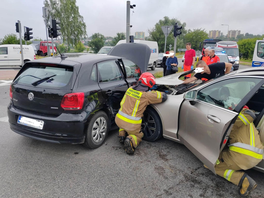 Wypadek na skrzyżowaniu w Starachowicach