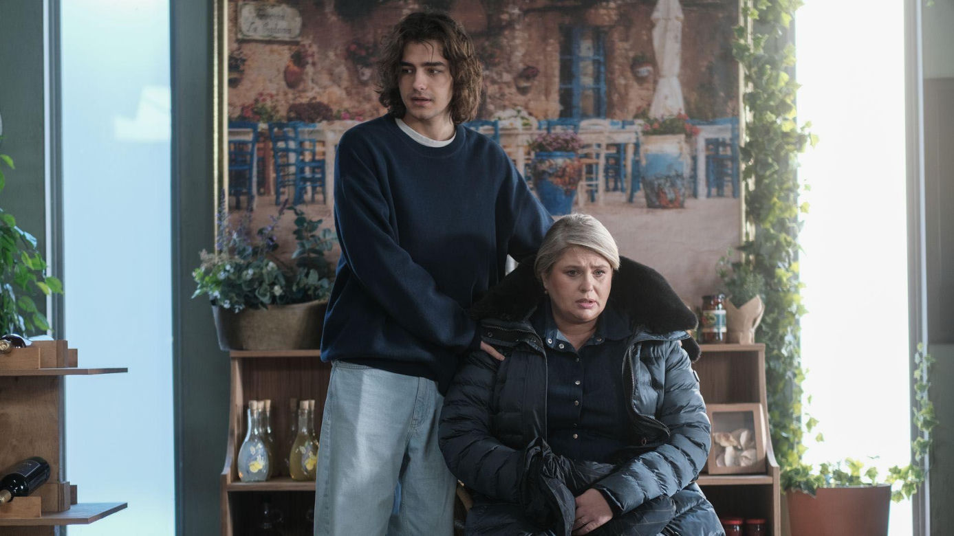 Barwy szczęścia odc. 3382. Aldona (Elżbieta Romanowska), Romeo (Jacek Tyszkiewicz)