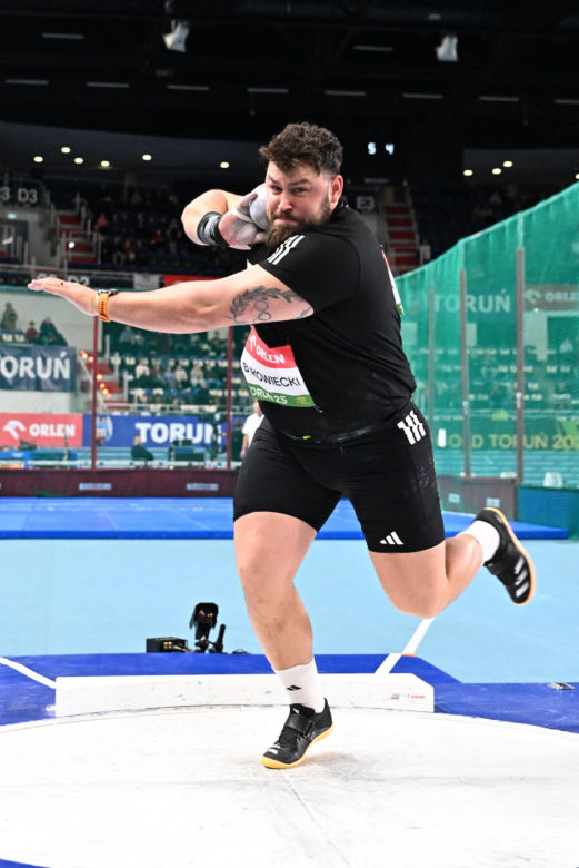 Konrad Bukowiecki waży 150 kg!