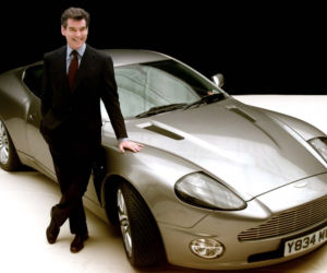 Aston Martin V12 Vanquish, Pierce Brosnan, James Bond
