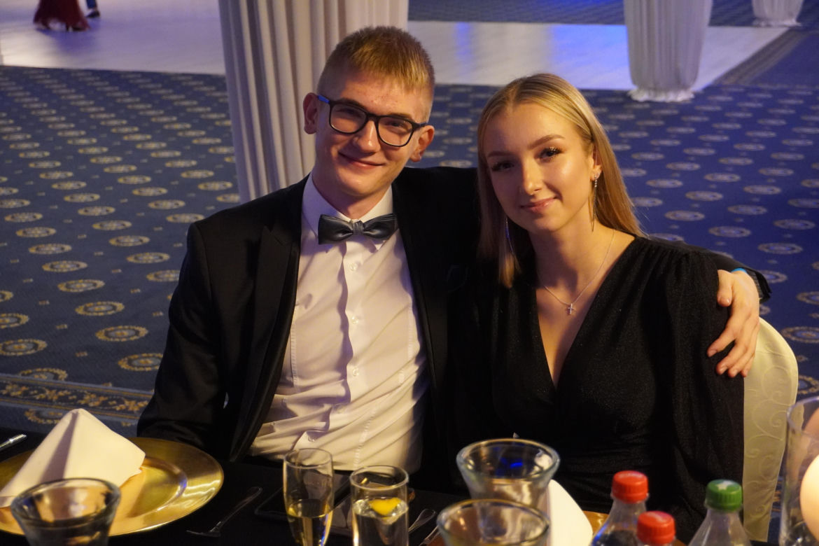 Studniówka CKZiU  nr 1 w Gdyni 2025. Ależ to był szalony wieczór! Zobaczcie tylko te zdjęcia 