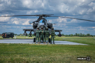 Era Apache w Polsce nabiera tempa. Pierwszy lot szkoleniowy z polskim instruktorem
