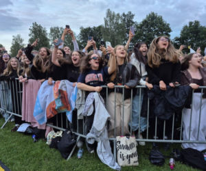 Tłumy na Festiwalu Pod Zaporą w Brodach! Oskar Cyms i „Złoty Gumiak” skradli serca publiczności