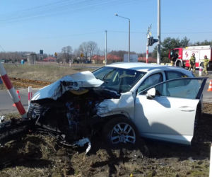 Wypadek na przejeździe kolejowym w Małym Rudniku pod Grudziądzem [ZDJĘCIA]
