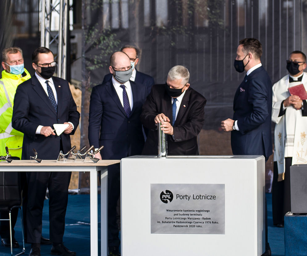 Radom: LOTNISKO wreszcie rozwinie skrzydła?! Zbudują SUPERNOWOCZESNY terminal