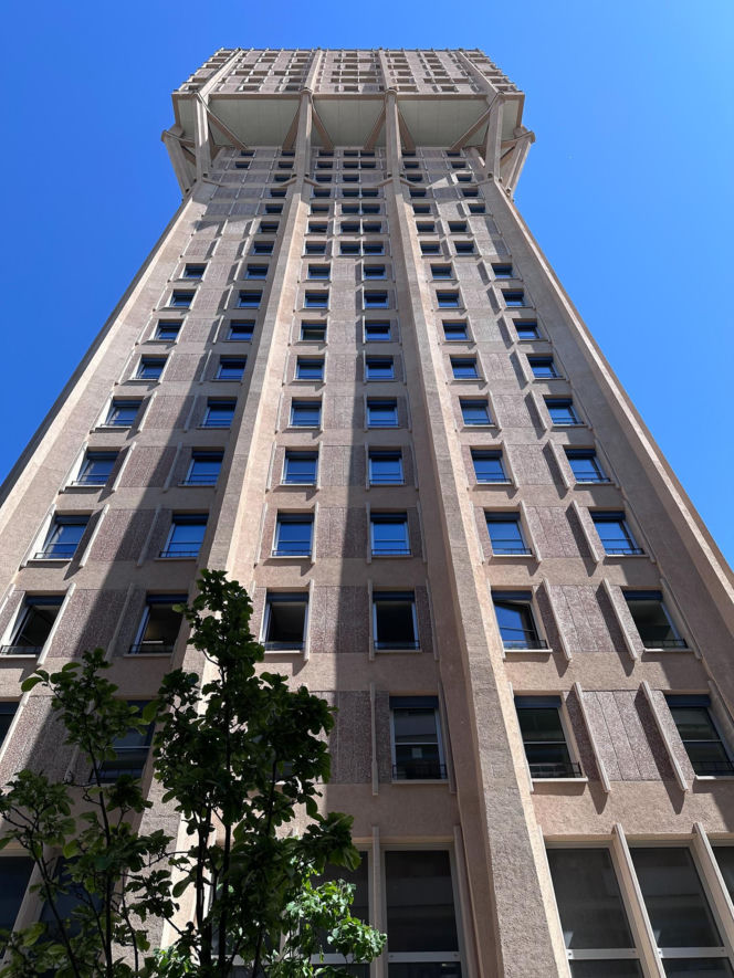 Torre Velasca w Mediolanie