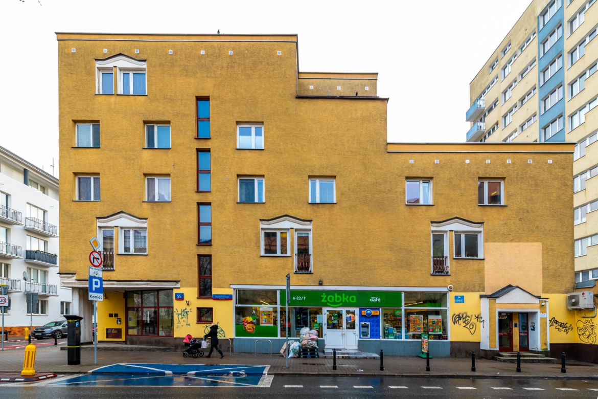 Blok na Madalińskiego 55 w Warszawie