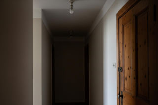 Pijany Kolumbijczyk zaatakował współlokatorkę. Co ujawniło policyjne śledztwo?