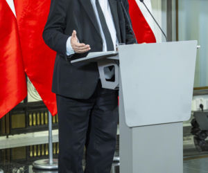 Koalicja Kaczyńskiego z Mentzenem i Braunem