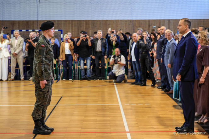 Nawrocki odwiedził swoje LO