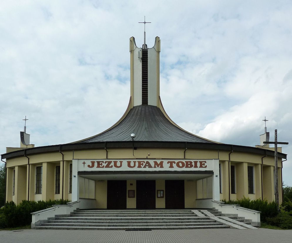 Płock. Wikary podejrzany o popełnienie czynów niemoralnych. Komisja zakończyła prace!