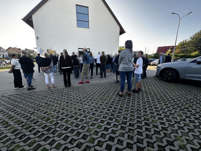Mieszkańcy Lęborka żegnają księdza, który utonął w Darłówku