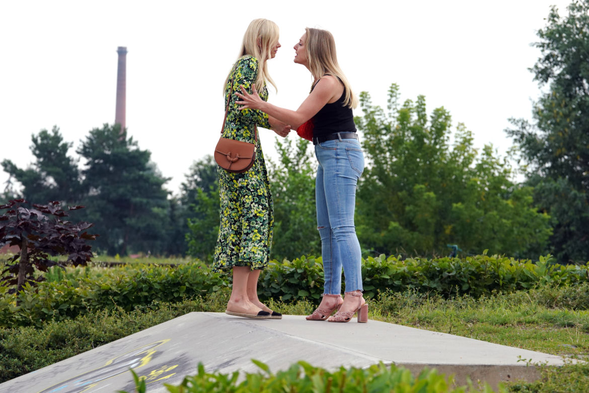 Barwy szczęścia, odc. 2569: Iwona (Izabela Zwierzyńska), Grażyna (Kinga Suchan)  