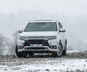 Mitsubishi Outlander PHEV 2020 