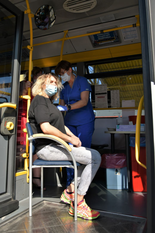 Już 3 tysiące osób zaszczepiło się w autobusie MPK Wrocław