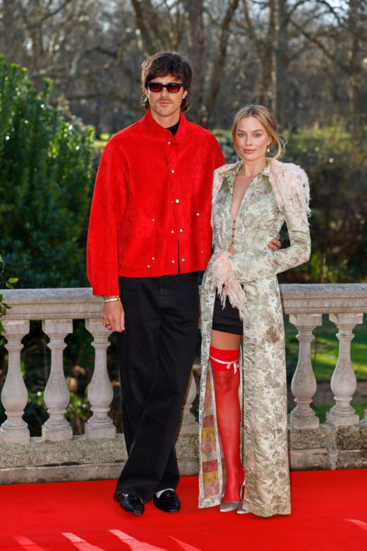 Jacob Elordi i Margot Robbie na premierze "Wichrowych Wzgórz"