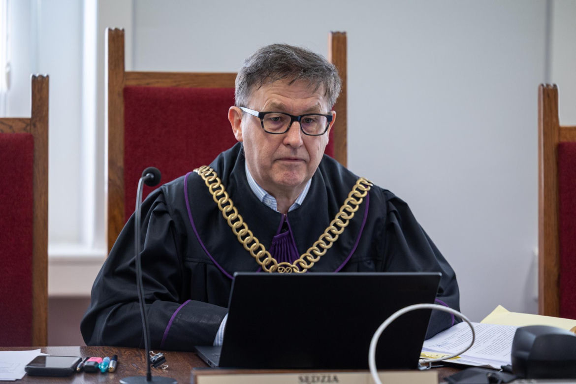 Proces Krzysztofa Ś.byłego dyrektora fundacji Filipa Chajzera. Jest oskarżony o przywłaszczenie 700 tys. zł.