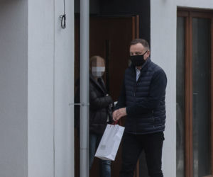 Prezydent Andrzej Duda z prezentami