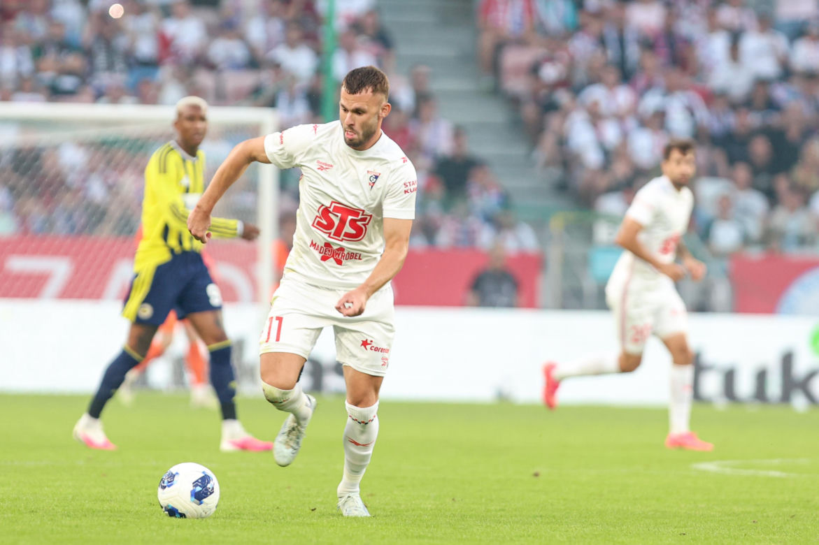 Zobaczcie zdjęcia kibiców z meczu Górnik - Fenerbahce i krótkie podsumowanie środowego spotkania na se.pl