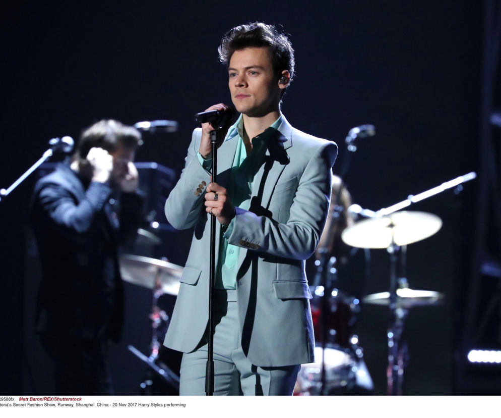Harry Styles biseksualny?! Wyjawił to w jednej z piosenek
