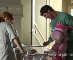 M jak miłość. Agnieszka (Magdalena Walach), Marcin (Mikołaj Roznerski)