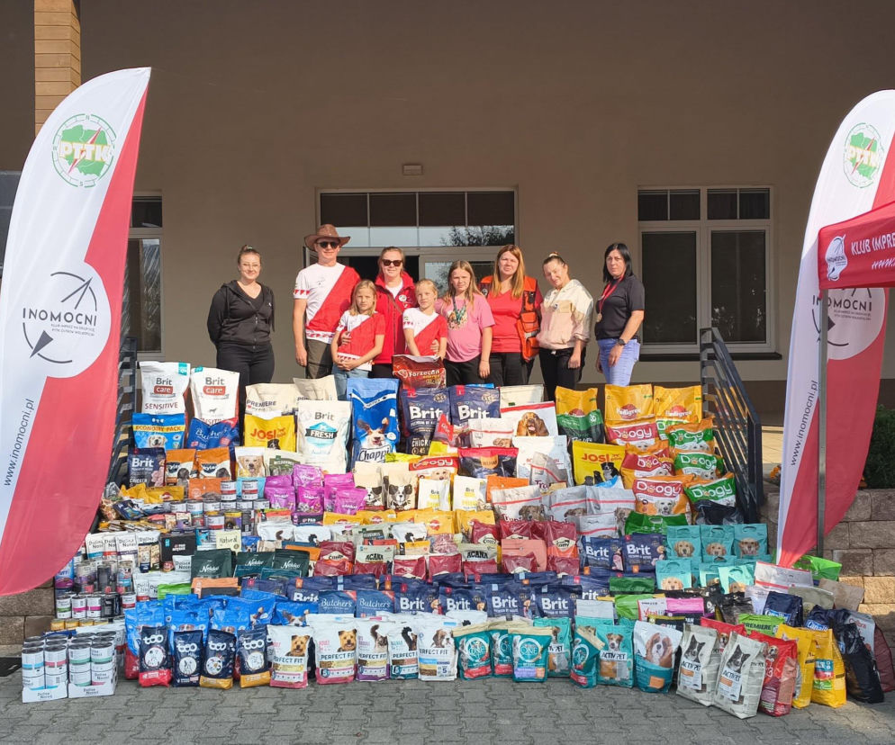 Prawie 1,5 tysiąca kilograma karmy dla bezdomniaków od uczestników rajdu