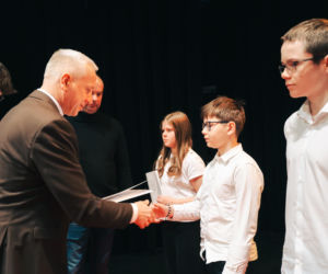 Najzdolniejsi uczniowie odebrali stypendia Prezydenta Miasta Siedlce