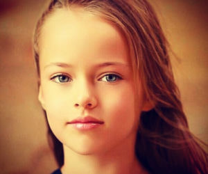 Kristina Pimenova: do kogo podobna?