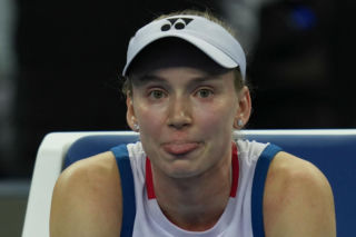 WTA Pekin: Sensacyjna klęska Jeleny Rybakiny! Liderka rankingu gorsza od 118. rakiety świata!