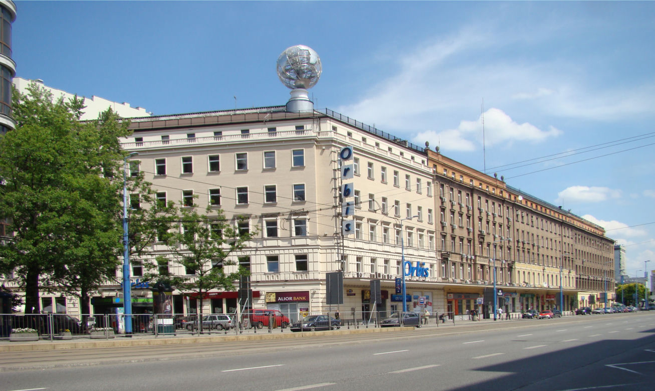 Te miejsca wyglądają zupełnie inaczej! Zobacz, jak zmieniała się Warszawa [GALERIA]