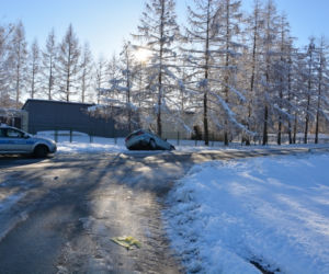 Sieniawa: Samochód w rowie. Obok zataczał się pijany mężczyzna