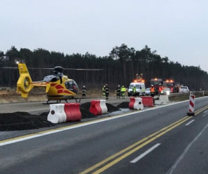 DRAMATYCZNA akcja ratunkowa, śmigłowiec LPR lądował na A1! Kierowca tira NIE ŻYJE