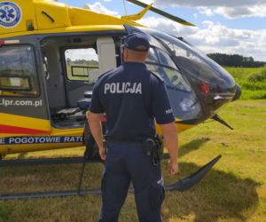 Ostrołęka. 28-latek stracił rękę! Wkręciła ją maszyna do belowania siana!