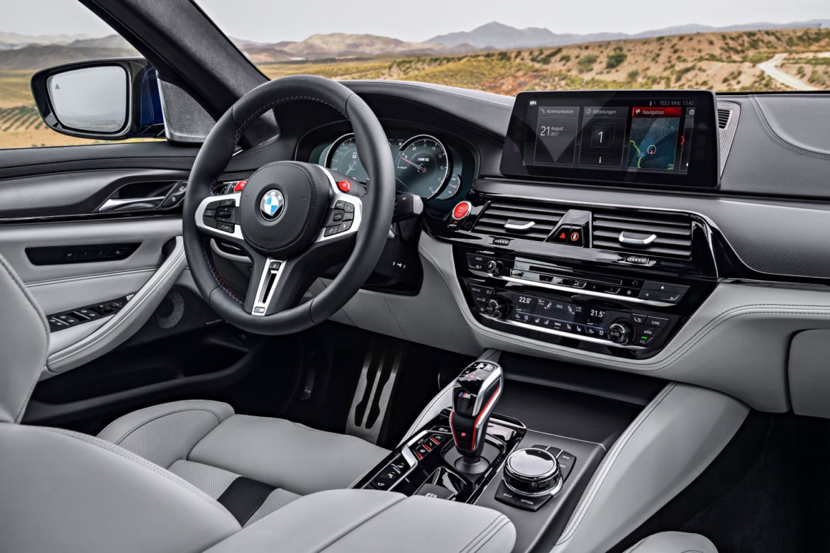 BMW M5 4.4 V8 biturbo M xDrive