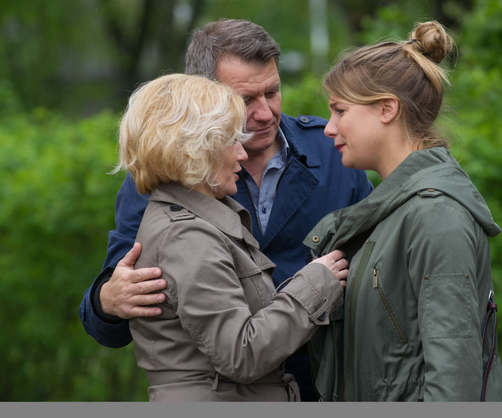 Na Wspólnej, odcinek 2523: Ola (Marta Wierzbicka), Marek (Grzegorz Gzyl), Danuta (Lucyna Malec)