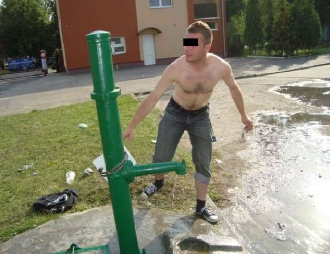 Naćpał się i roztrzaskał głowę córeczce