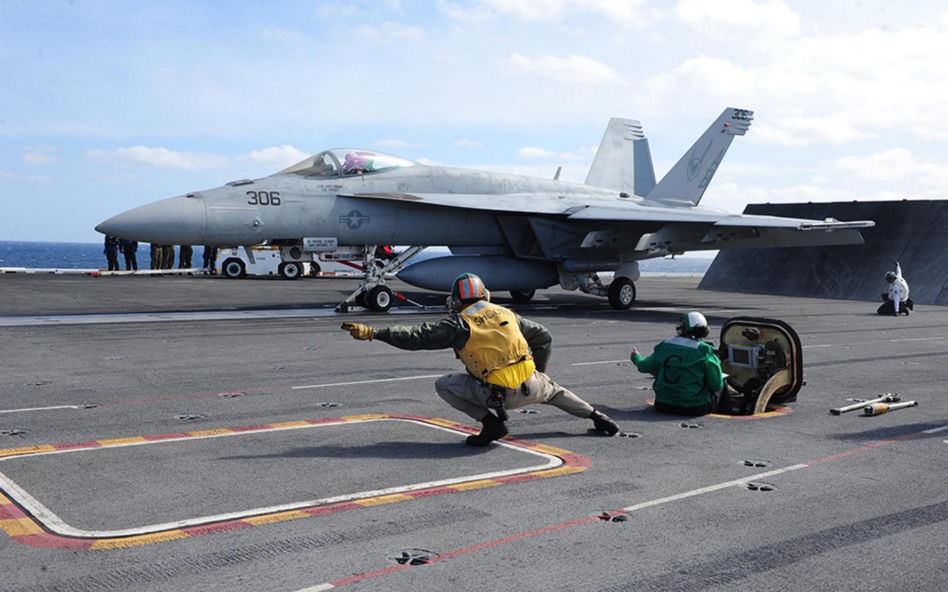 Samoloty  F-15, F/A 18