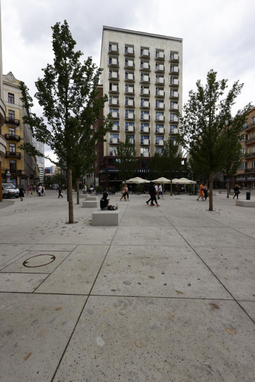 Czy Plac Pięciu Rogów pomoże ożywić okolicę? Pustostany w centrum Warszawy