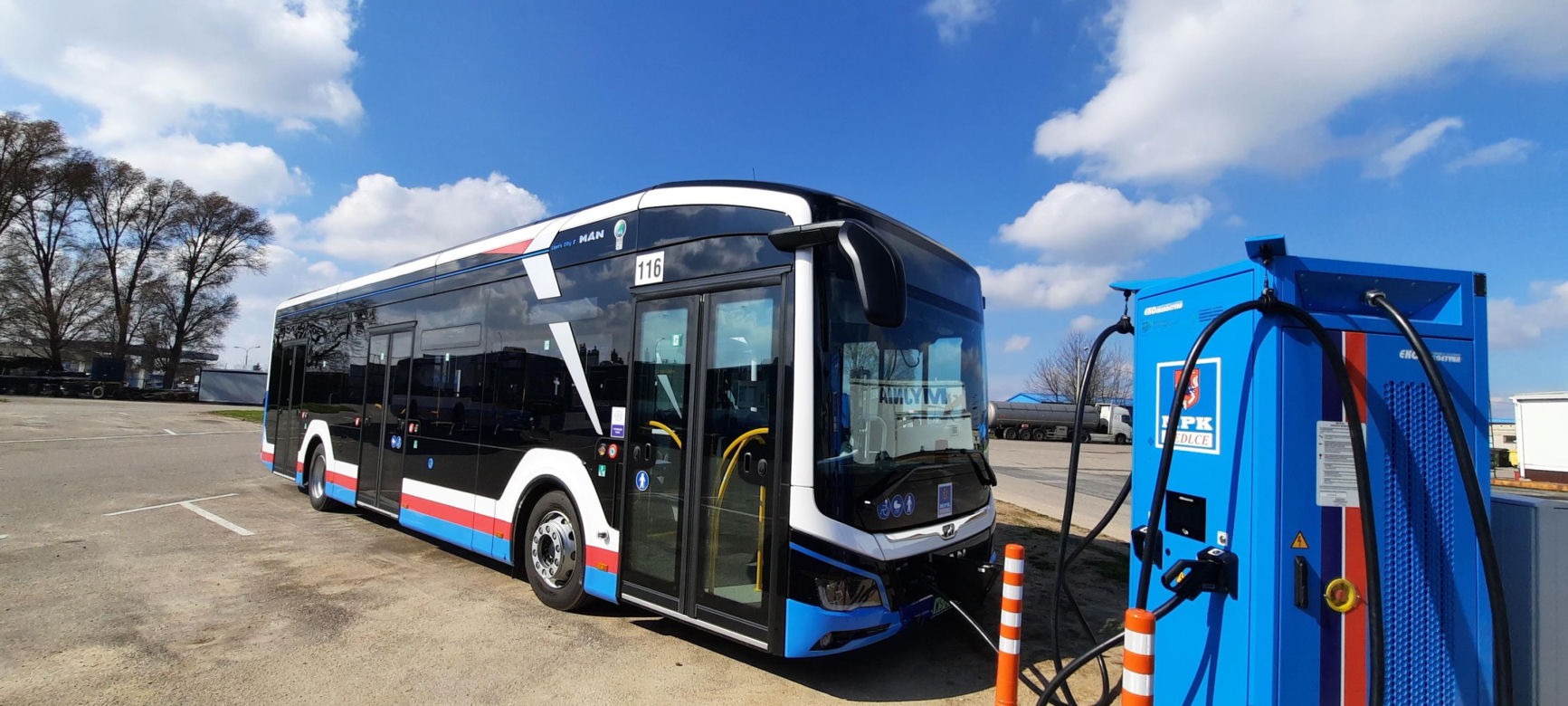 Nowe zeroemisyjne autobusy MPK w Siedlcach jeżdżą trasami linii 12, 16 i 18