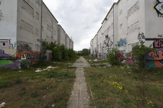 „Czarnobyl” Warszawy zniknie z mapy. „Smród, fetor i grzyb”. Tak wyglądało życie w „13 dzielnicy”