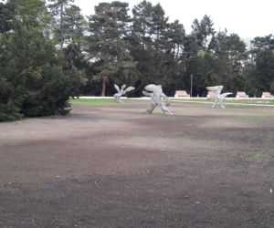 Rycerze króla Artura strzegą parku Szczytnickiego