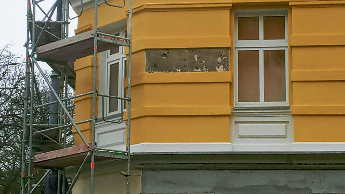 Kamienica u zbiegu ulic Niemierzyńskiej i Lenartowicza odzyskała dawny blask
