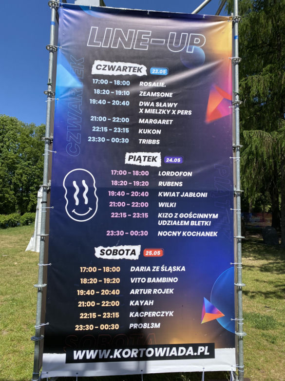 Kortowo zamienia się w festiwalowe miasteczko. Scena główna już prawie gotowa. Zobacz zdjęcia