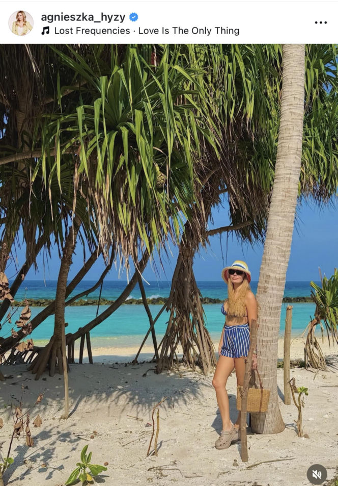 Gwiazdy witają nowy rok w bikini