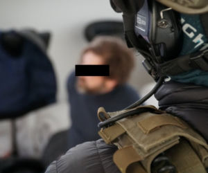 Płock. ANTYTERRORYŚCI zatrzymali GROŹNEGO przestępcę! Miał broń maszynową! [WIDEO, ZDJĘCIA]