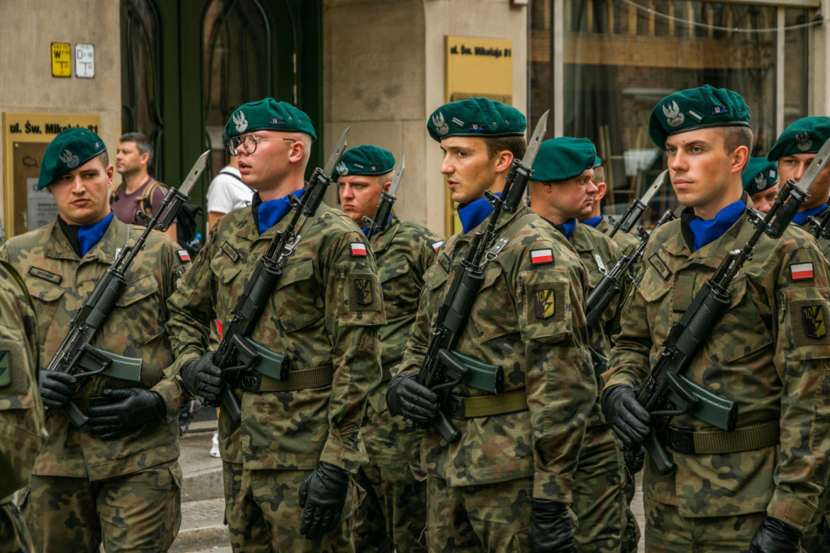 Masz te objawy? Możesz uniknąć wojska. Nowe zasady kwalifikacji zaskakują