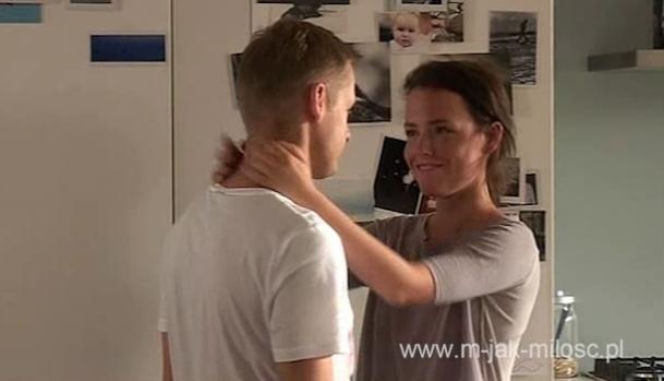 M jak miłość. Paweł (Rafał Mroczek), Ala (Olga Frycz)